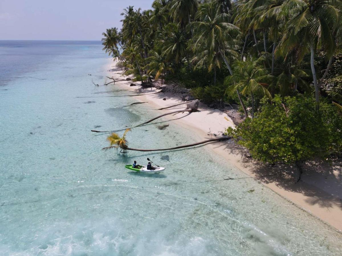 Finolhu Beach Guest House Felidhoo Bagian luar foto