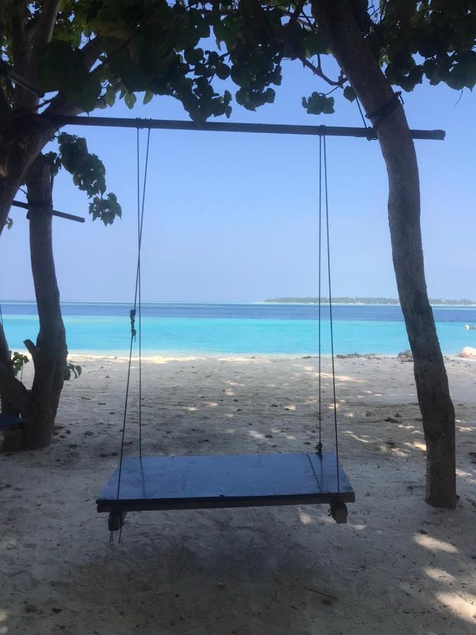 Finolhu Beach Guest House Felidhoo Bagian luar foto