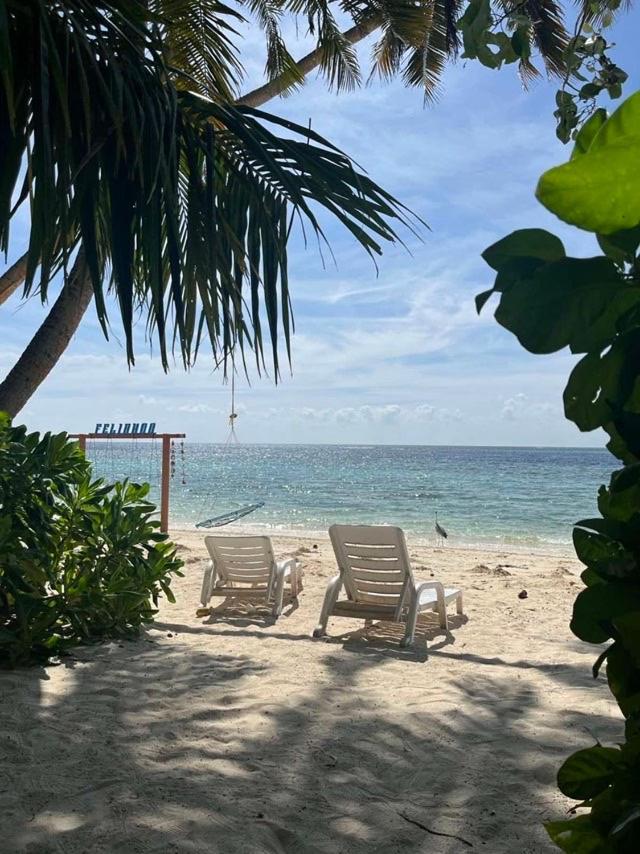 Finolhu Beach Guest House Felidhoo Bagian luar foto